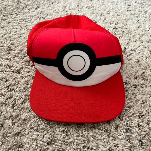 Pokemon Other - Pokémon Youth OSFM Adjustable Poké Ball Snapback Hat
